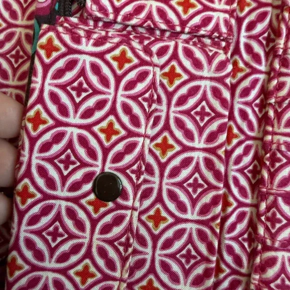 Vera Bradley magnetic wallet - Picture 5 of 8